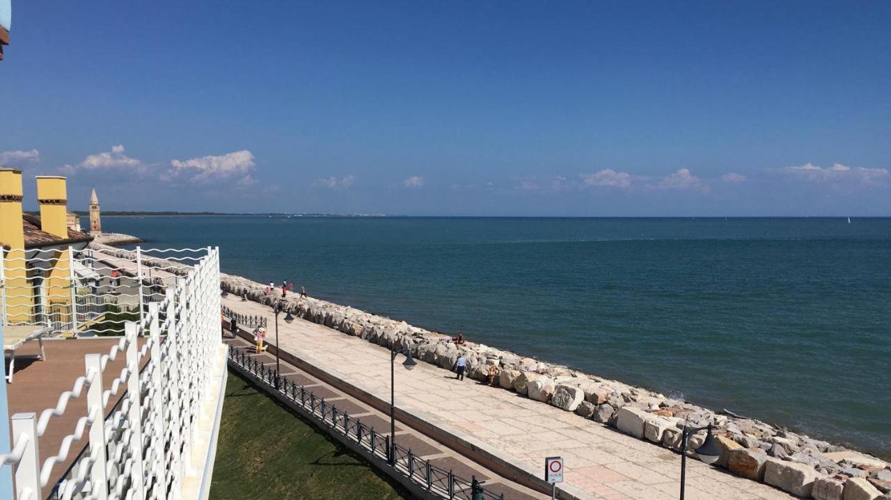 Ca Dell'Angelo - Caorle Aparthotel Luaran gambar