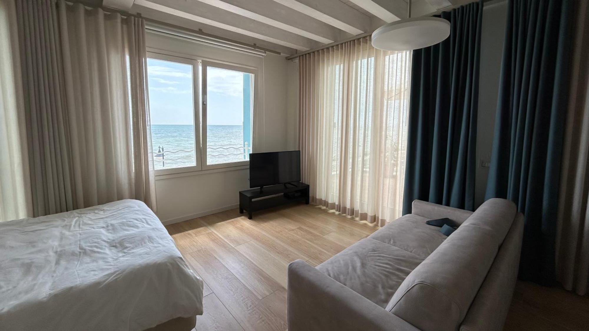 Ca Dell'Angelo - Caorle Aparthotel Luaran gambar
